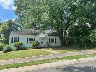 Building Photo - 1113 Skyview Rd