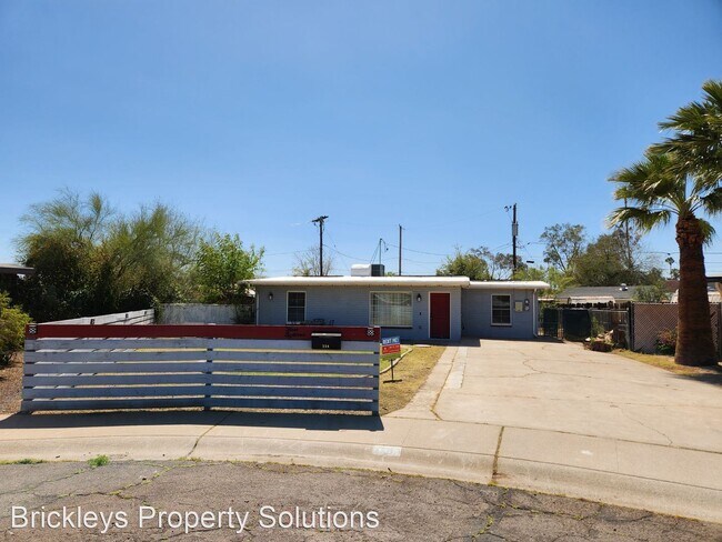 Foto del edificio - 3 br, 1 bath House - 318 S Terry Circle