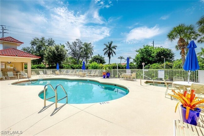 Foto del edificio - 2730 Cypress Trace Cir