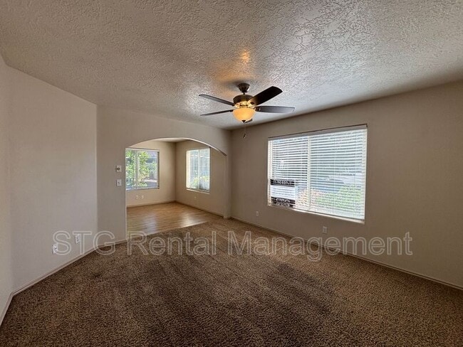 Building Photo - 425 E 1050 S