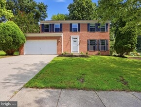 Building Photo - 8 Quails Nest Ct