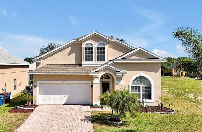 Foto del edificio - Stunning Fully Furnished and Decorated home in Davenport with Private Pool!