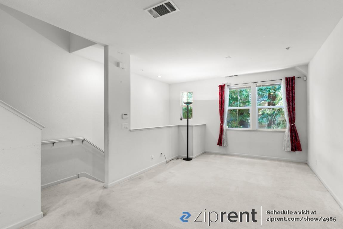 Primary Photo - 2173 Beech Cir