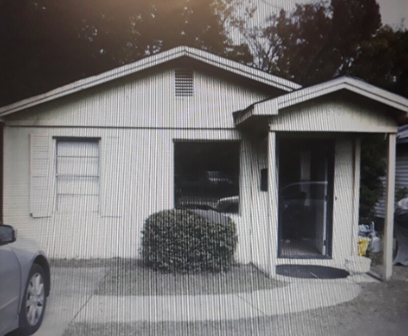Primary Photo - 630 Morrow Ave