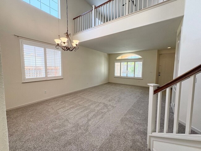 Building Photo - BEAUTIFULLY REDONE 4 Bed 3 bath in the Lakes Discovery Bay