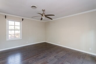 Building Photo - 3006 Conway St