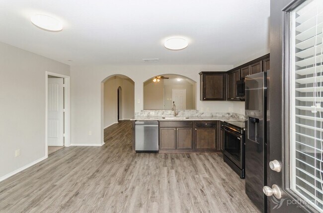 Foto del edificio - 206 Gallop Ct