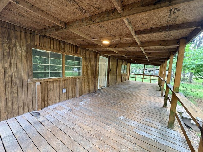Foto del edificio - Beautifully updated 2-bedroom, 2-bathroom home