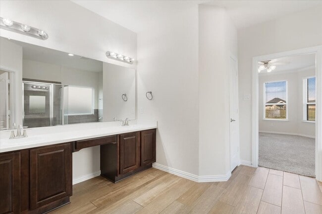 Building Photo - 23213 Zinfandel Dr