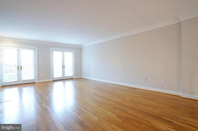 Foto del edificio - 4441 Westover Pl NW