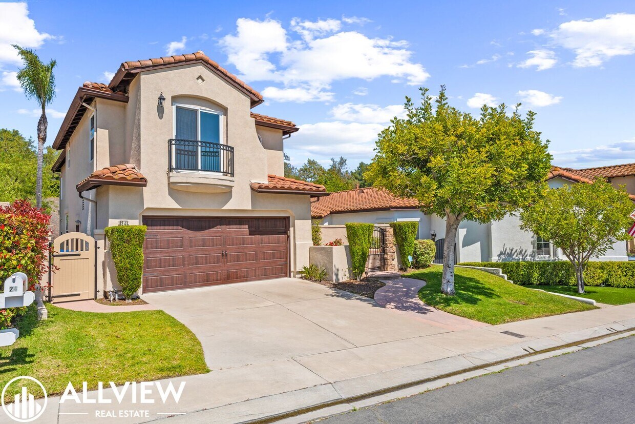 Primary Photo - 4 Bed, 3.5 Bath Home Available Now in the ...
