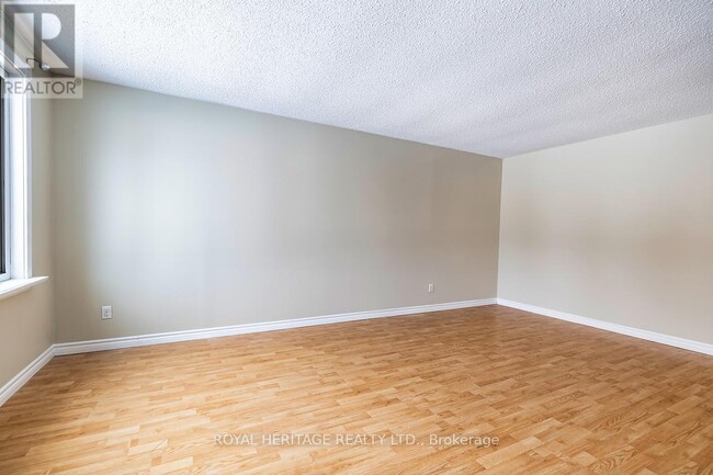 Building Photo - 520 Capilano Ct