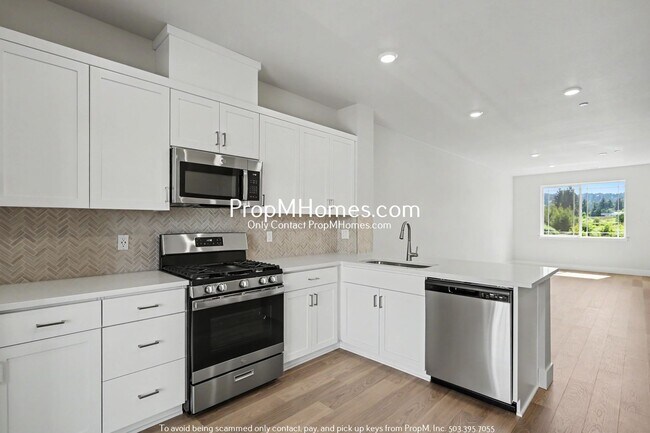 Building Photo - Brand New Three Bedroom Townhome in North Bethany!