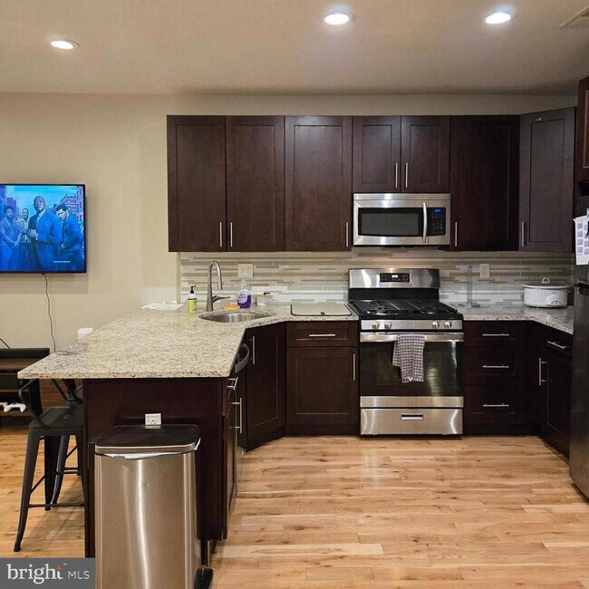 Foto del edificio - 4309 Main St