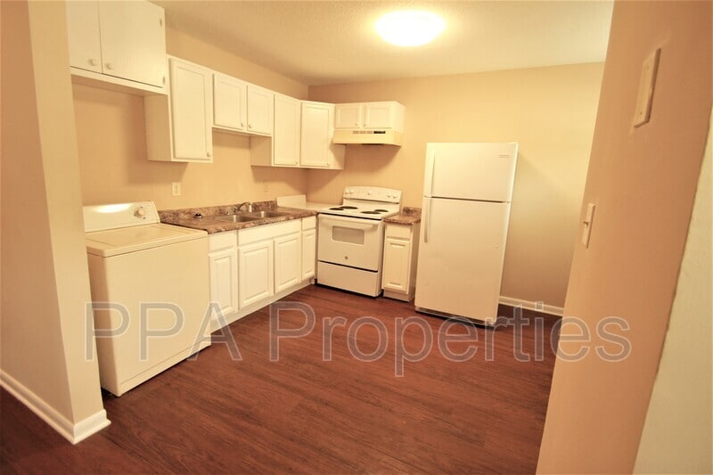 Foto principal - 2231 Summit St