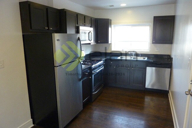 Foto del edificio - 2528 W Fitch Ave