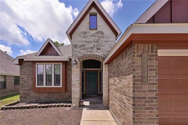Foto del edificio - 15540 Creek Meadow Blvd N