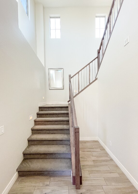 Building Photo - 2902 E Ebony Dr