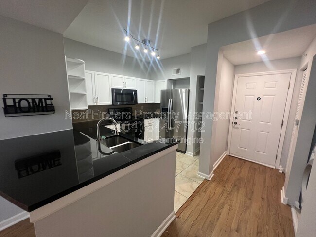 Foto del edificio - 10435 Mid Town Pkwy