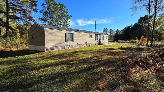 Foto del edificio - 15095 Highway 15