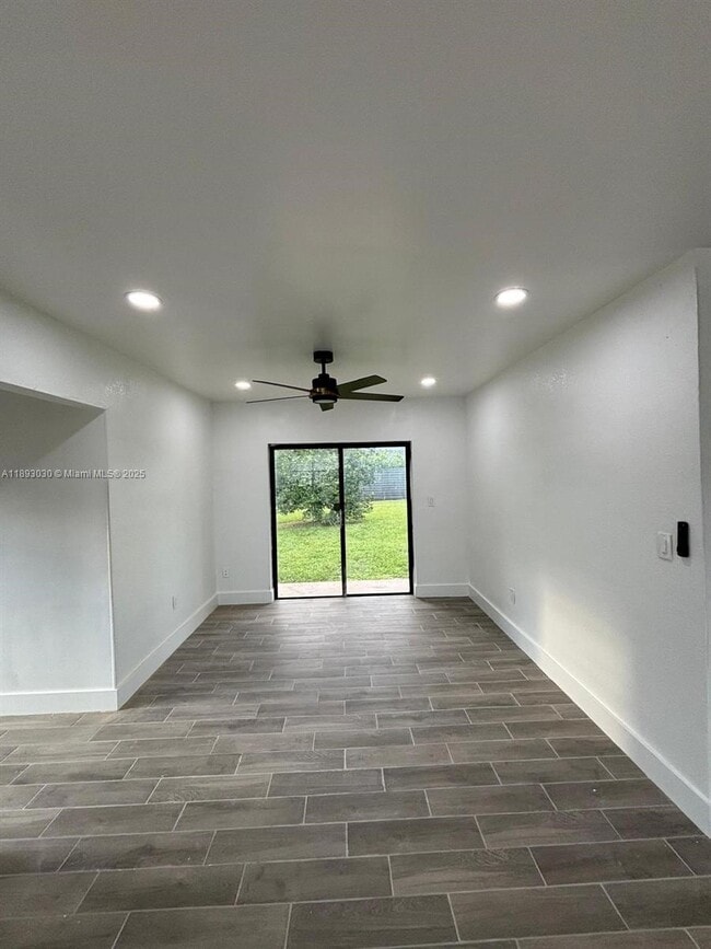 Building Photo - 10815 SW 157th Terrace
