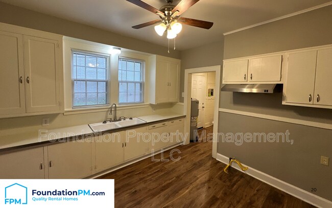 Foto del edificio - 4333 Tutwiler Ave