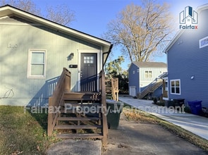 Building Photo - 1210 Gearwood Ave