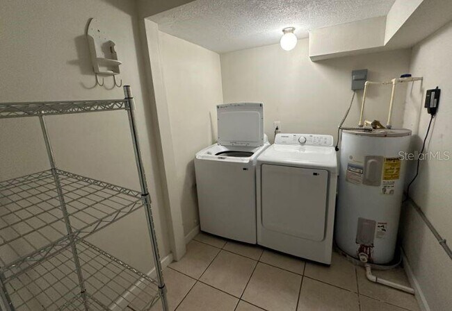 Foto del edificio - 1510 E Shadowlawn Ave