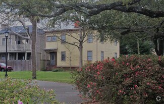 Building Photo - 1215 Java Pl