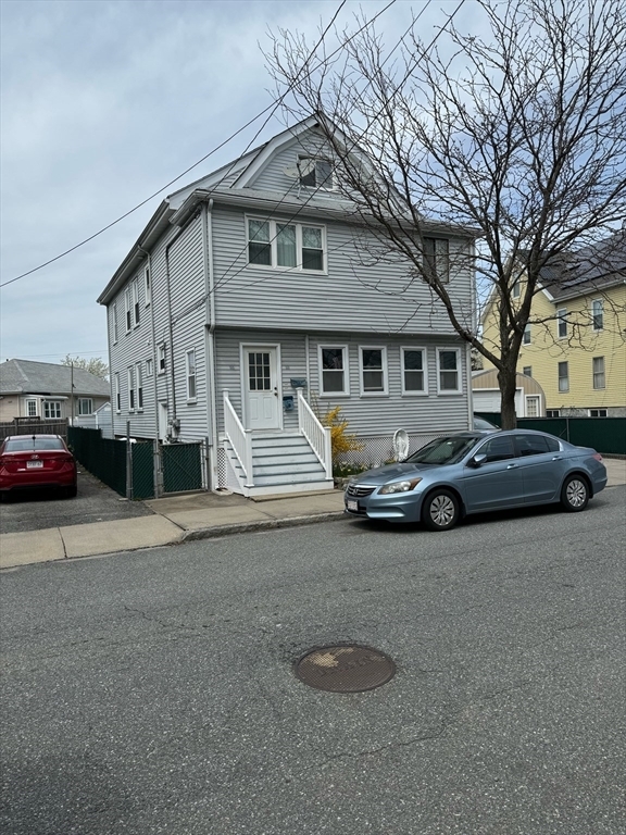 Primary Photo - 98 Myrtle St