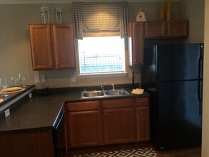 Interior Photo - Carrington Park