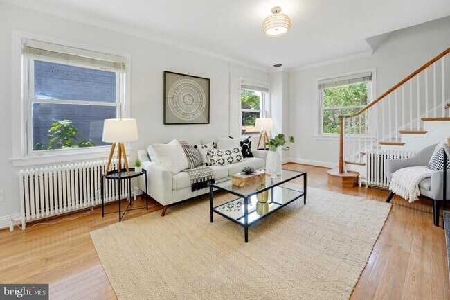 Foto del edificio - 5522 Blair Rd NE