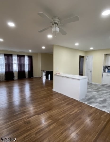 Foto del edificio - 337 Jamestown Rd