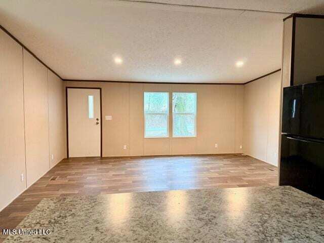 Building Photo - 454 Old Enochs Rd