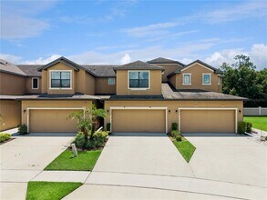 Building Photo - 2438 Seven Oaks Dr