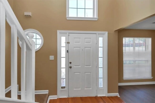 Foto del edificio - 1260 Crestridge Ln
