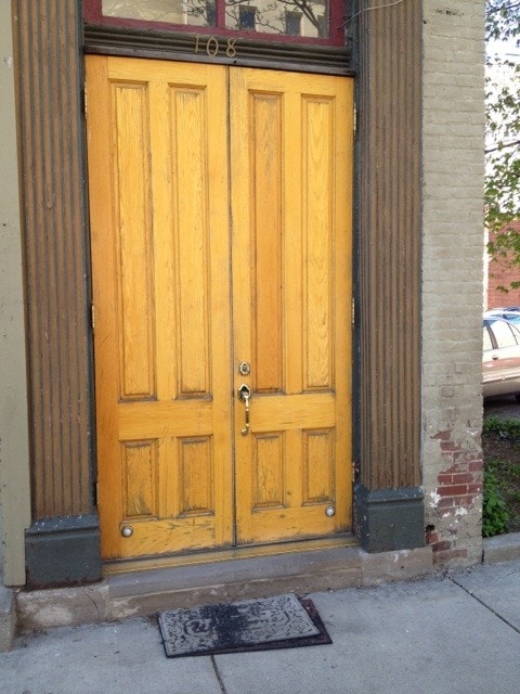 Building Photo - 108 N 5th St