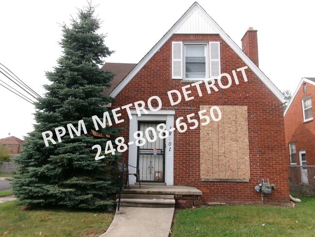Building Photo - PRICE IMPROVEMENT UPDATED AND RENOVATED BU...