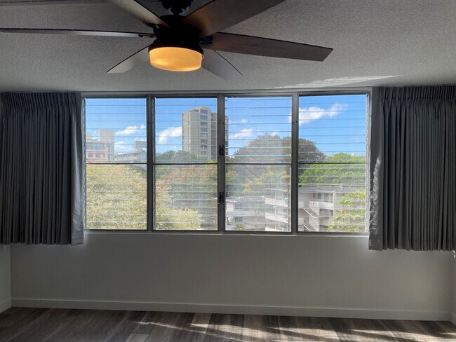 Foto del edificio - 1550 Wilder Ave