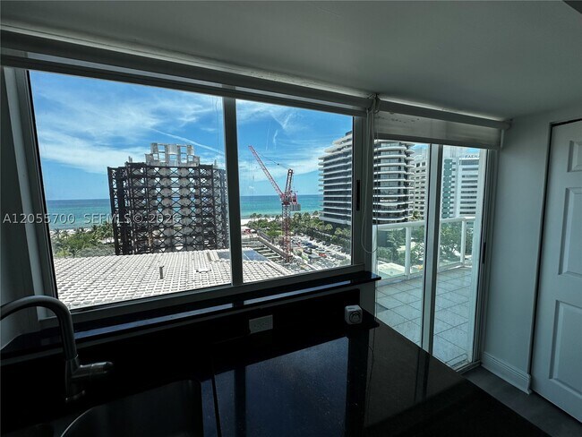 Foto del edificio - 3411 Indian Creek Dr