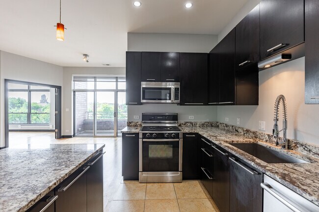 Foto del edificio - 2348 N Lister Ave