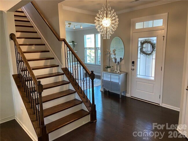 Building Photo - 6434 Raffia Rd