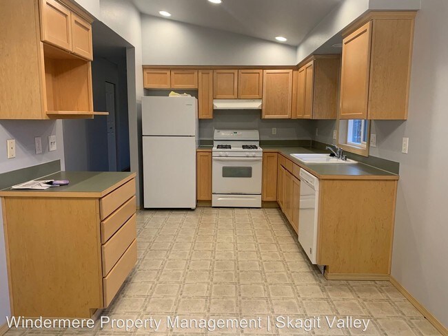 Building Photo - 3 br, 2 bath House - 1511 Portobello Avenue