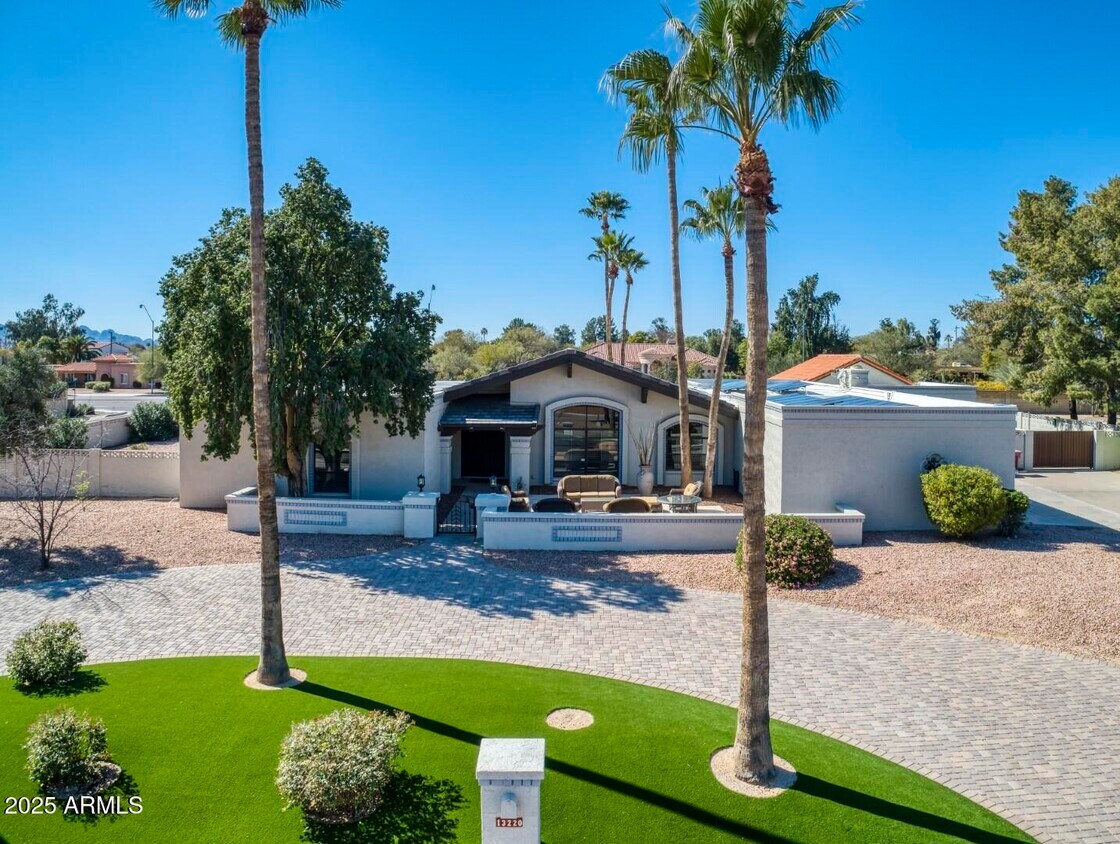 Primary Photo - 13220 N 80th Pl