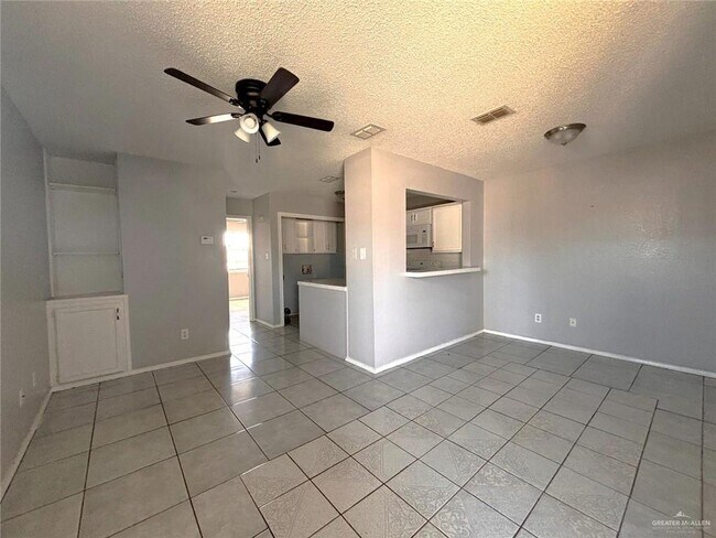 Building Photo - 7 N 11th St