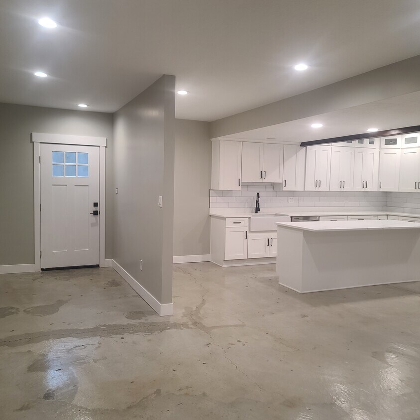 10581 S 2700 W Unit Apt 1, South Jordan, UT 84095 Apartments in