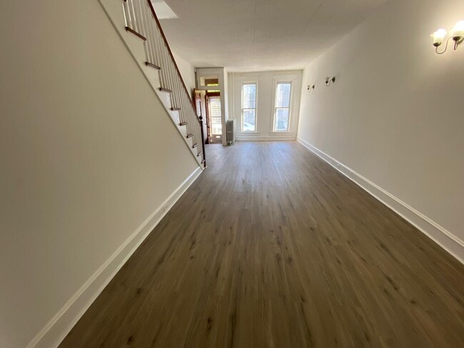 Building Photo - 2110 Ramsay St