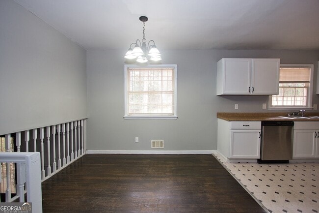 Building Photo - 2974 McGlynn Ct