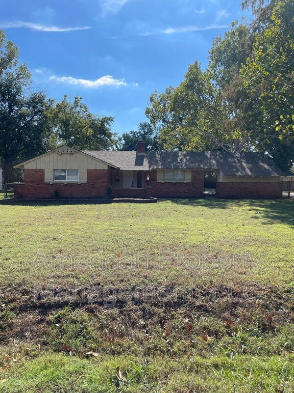 Foto del edificio - 5102 E 33rd St