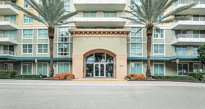 Building Photo - 625 Casa Loma Blvd